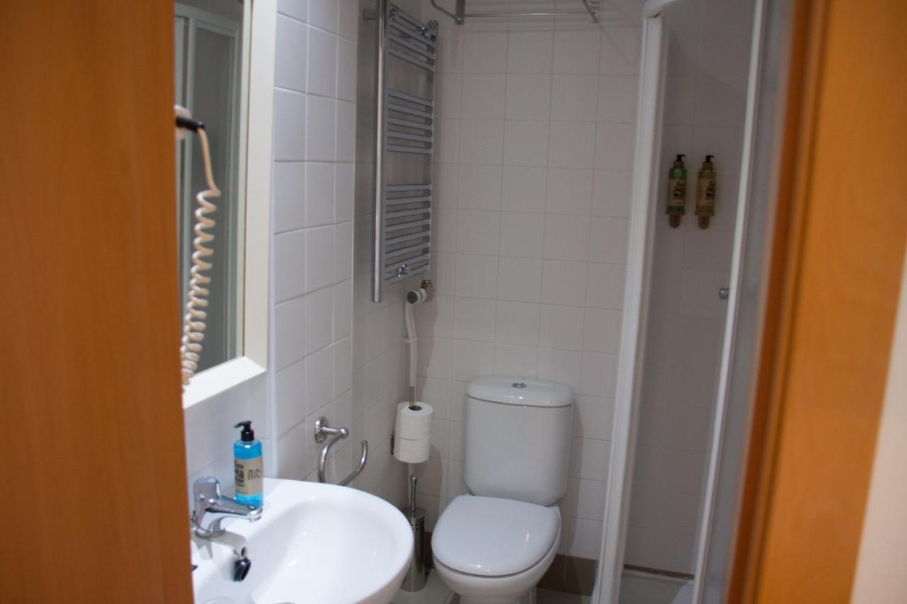 Hostal Cuentame Evolucion Auto Check In Бургос Экстерьер фото